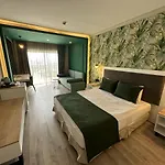 L'oceanica Hotel 5*